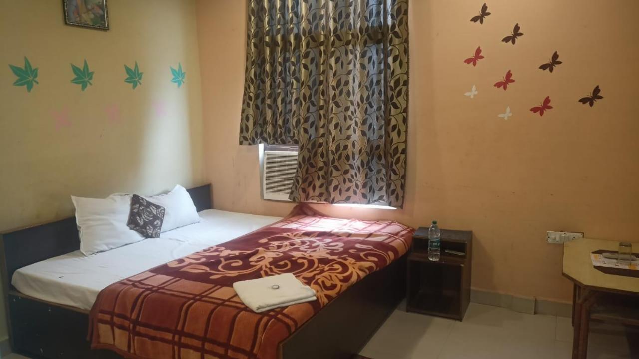 Hotel Shyam Utsav Mirzāpur Exterior foto